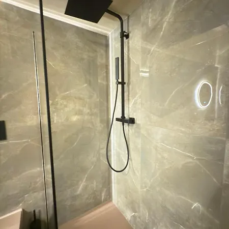 Pantheon Urbes Collection *