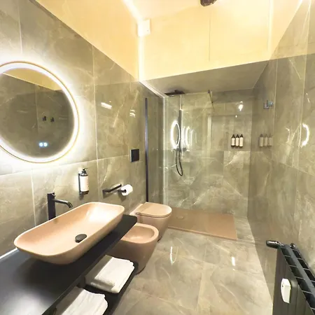 Pantheon Urbes Collection *